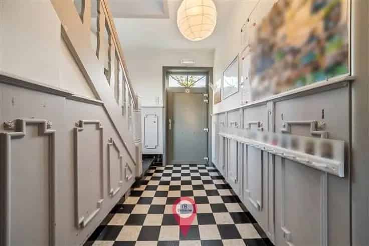 Huis Te Koop Sint-Andries: Charmante Familiewoning met Garage