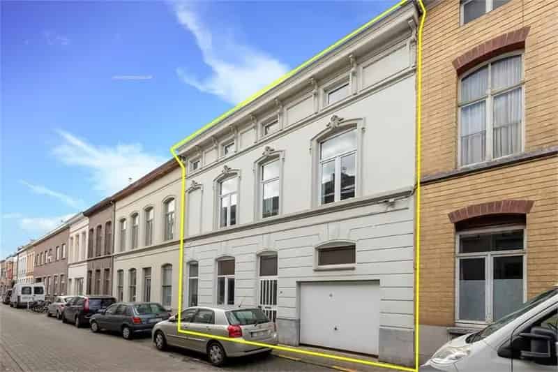 Herenhuis te koop Ledeberg 8 slaapkamers