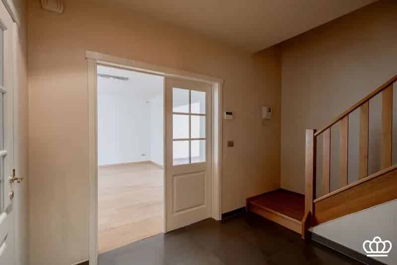 Appartement te huur Brasschaat: 2-3 slaapkamers, groot terras, luxe afwerking