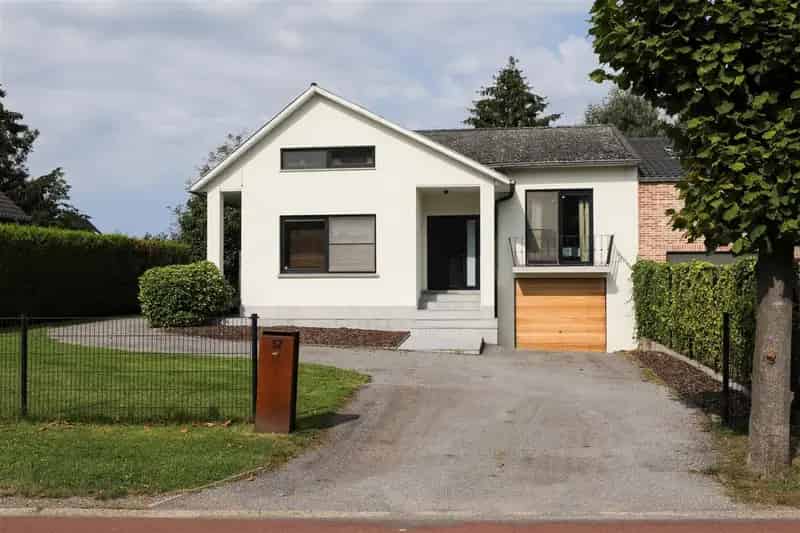 Gezinswoning te huur 4 slaapkamers Hasselt