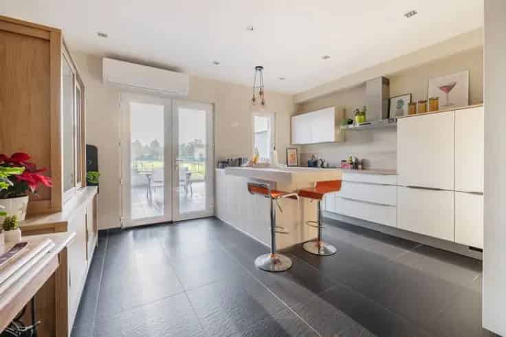 Huis Te Koop Fleurus Ruime Gezinswoning