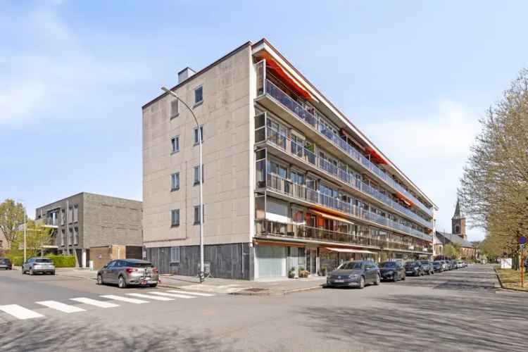 Appartement te koop Gullegem: 2 slaapkamers, garage, centrum