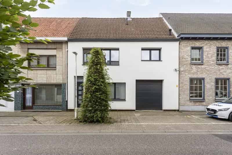 Kangoeroewoning te Koop Kruibeke 2 Wooneenheden 3 Garages Gerenoveerd