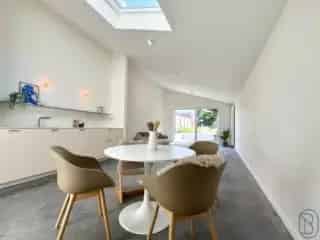 Huis te koop Kortrijk 3 slaapkamers grote stadstuin EPC B
