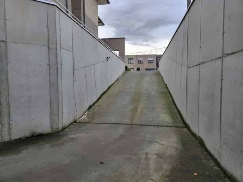 Ondergrondse Autostaanplaats Te Koop