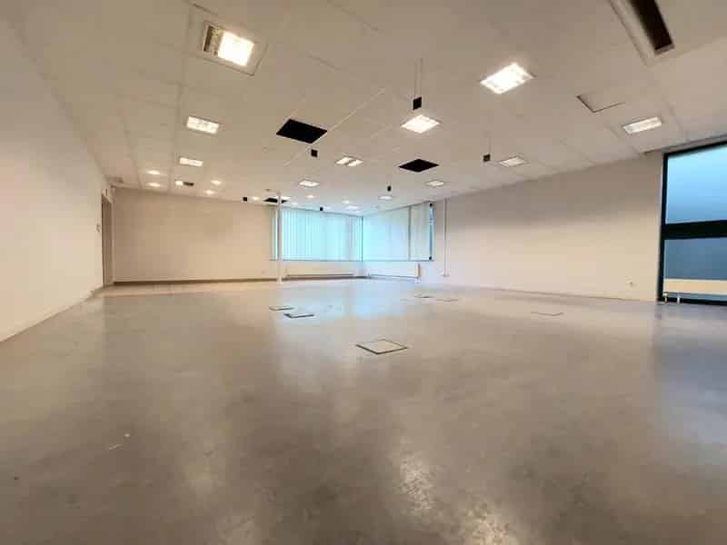 Kantoor Winkel Praktijk Showroom te Huur