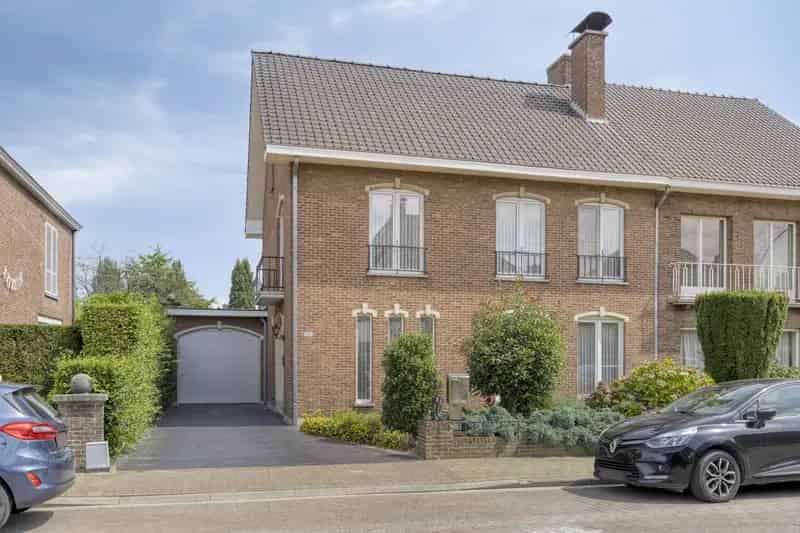 Ruime Gezinswoning te koop in Geel