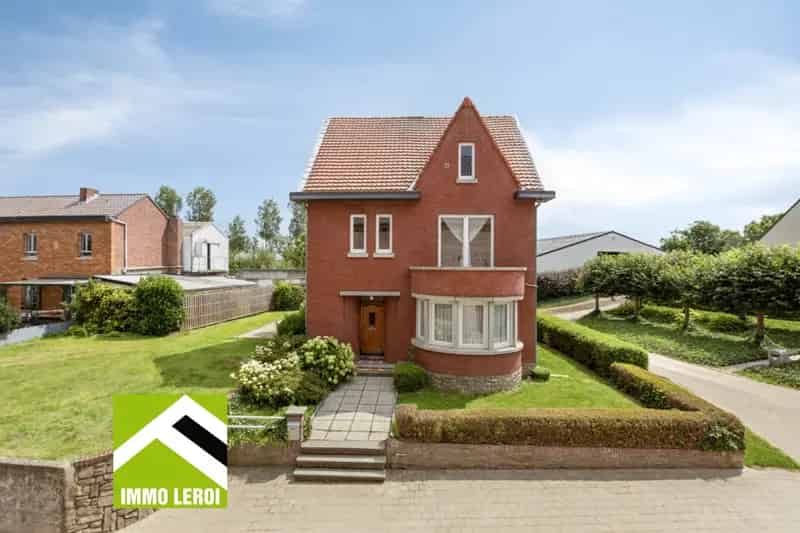 Huis te koop Rutten: Karaktervolle woning met grote tuin