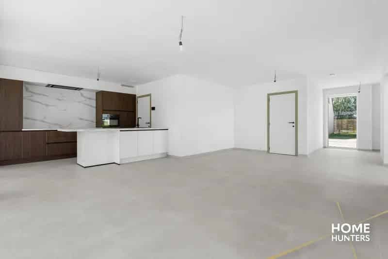 Halfopen Nieuwbouwwoning Moderne Stijl