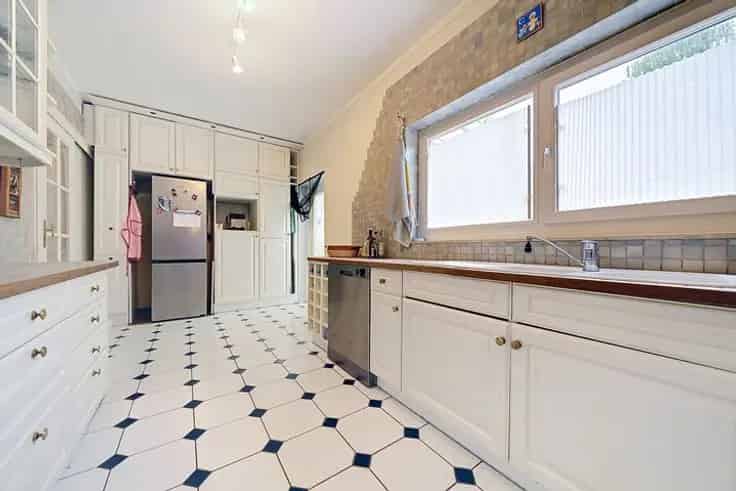Huis te Koop Braine l Alleud 4 slaapkamers tuin garage