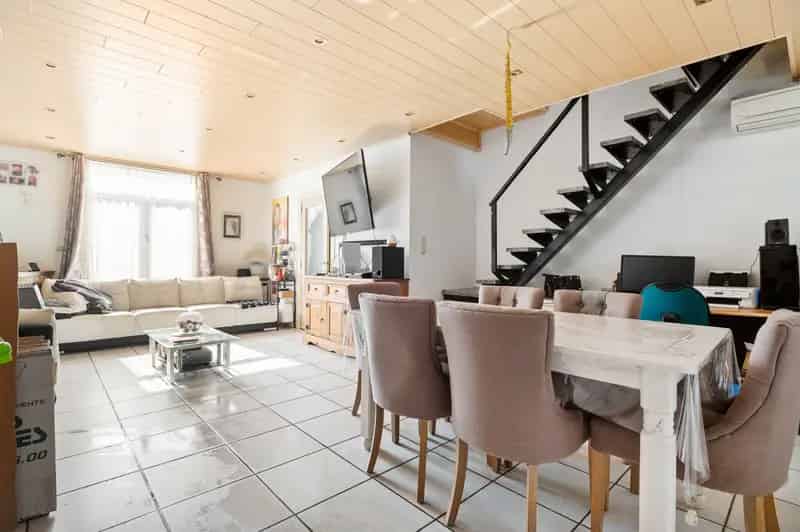 Instapklare woning 4 slaapkamers tuin garage