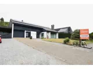 Villa te koop Koersel - Ruime gezinswoning met praktijk