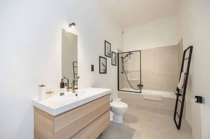 Herenwoning Antwerpen Zuid 3 slaapkamers 2 badkamers 2 staanplaatsen
