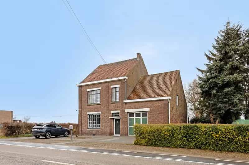 Huis te huur Kesselt Lanaken 3 slaapkamers garage tuin