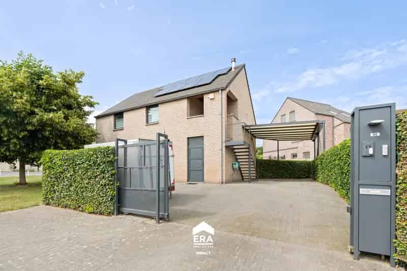 Ruim Appartement 135m2 te Huur Opglabbeek