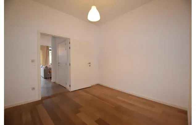 Huur 3 slaapkamer appartement van 155 m² in Antwerp