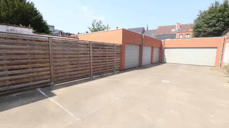 Autostaanplaats te Huur Roeselare Centrum