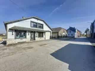Industrieel Complex te Marloie 1400m²