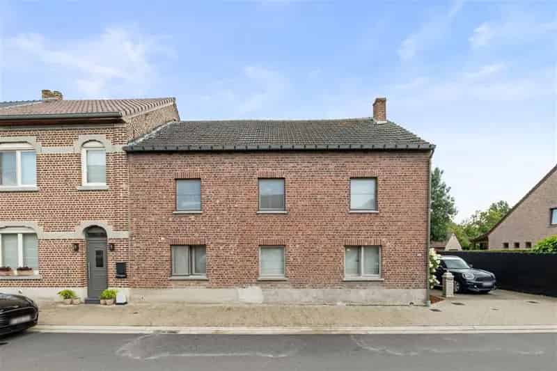 Huis te koop Buvingen: Ruime gezinswoning met 3 slaapkamers en tuin