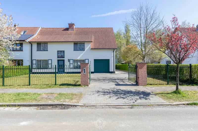 Huis te huur Sint Niklaas: Ruime nieuwbouwwoning met tuin