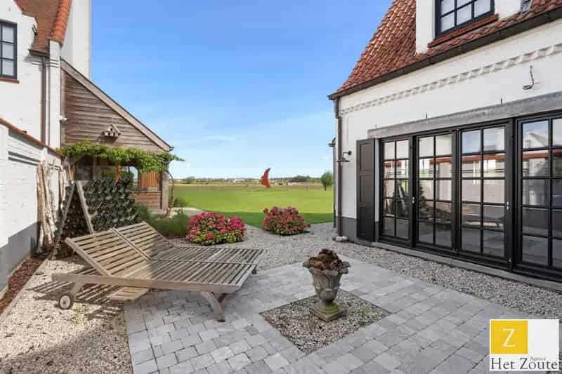 Prachtige villa 2648m2