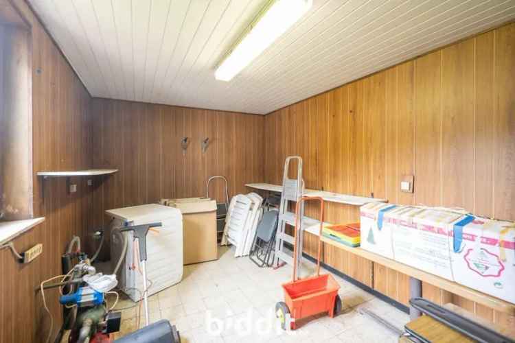Gelijkvloerse Woning Met Tuin 2 Slaapkamers Garage Renovatieplicht