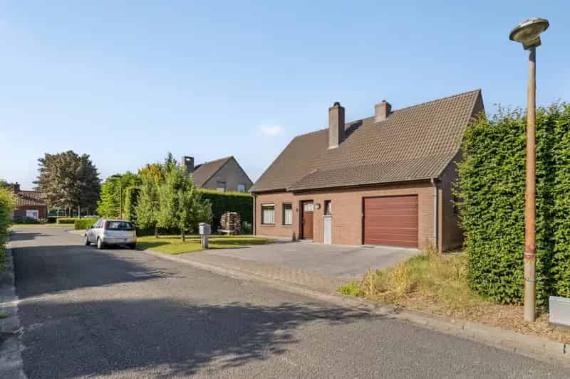 Huis te koop: Ruime 6-kamer woning met tuin, garage en zonnepanelen