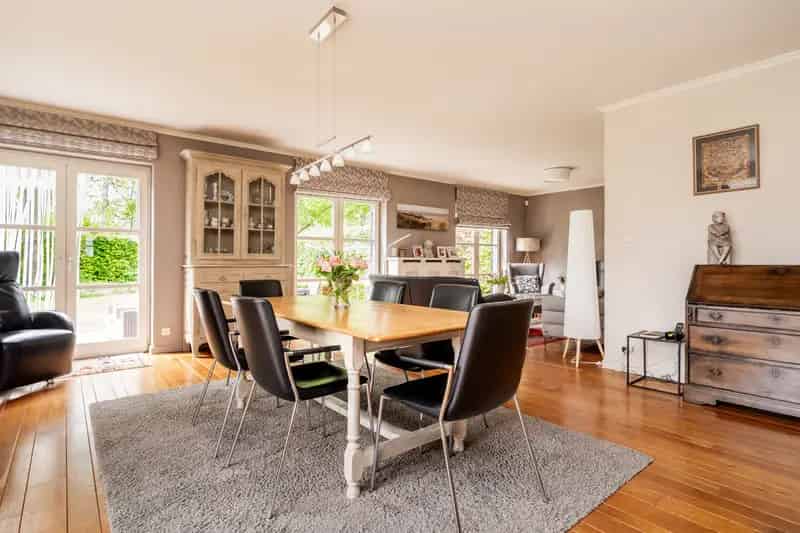 Villa te koop Kauwendael 1019m² 3 slaapkamers gerenoveerd