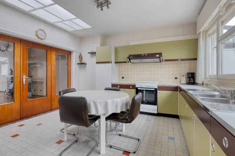 Huis te koop Beveren-Kruibeke-Zwijndrecht: Ruime gezinswoning