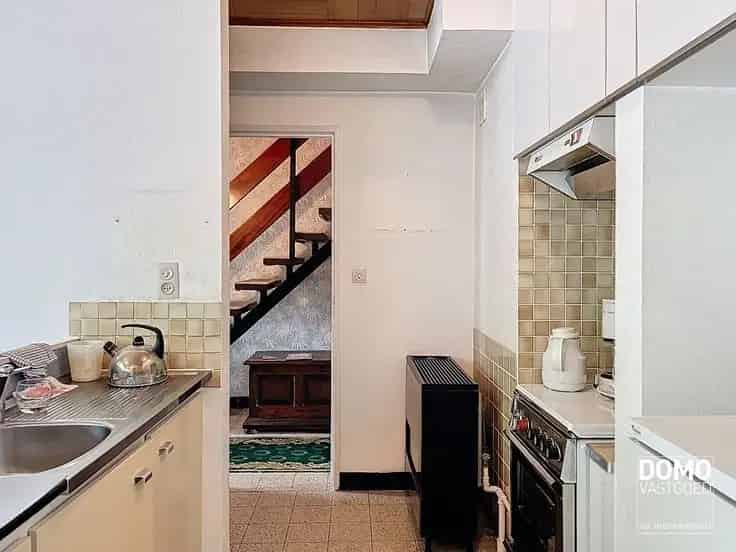 Te renoveren woning Hasselt 3 slaapkamers garage tuin