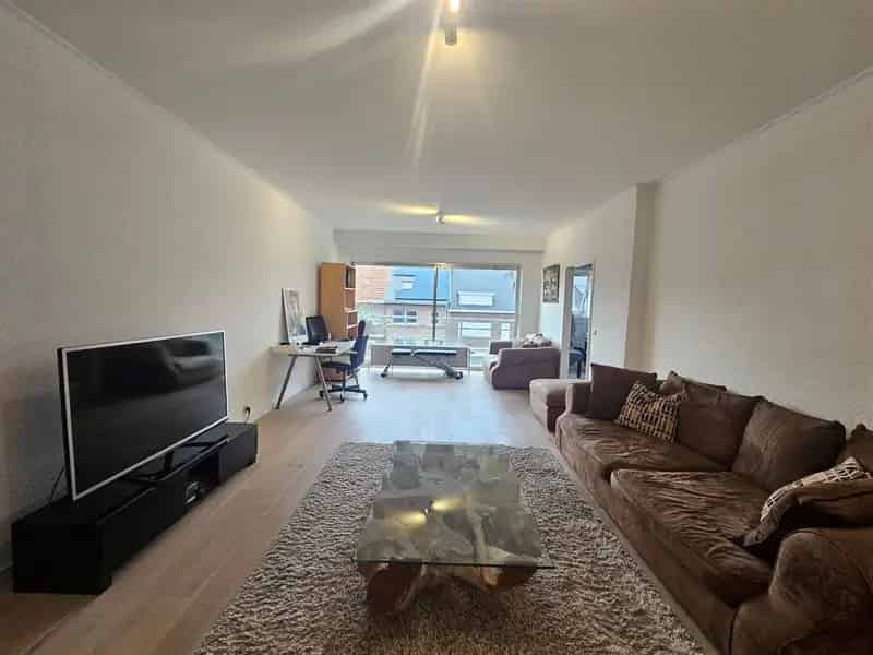 Appartement te huur 2 slaapkamers 2 terrassen garage