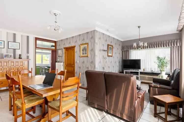 Ruime woning 3 slaapkamers grote tuin garage te koop