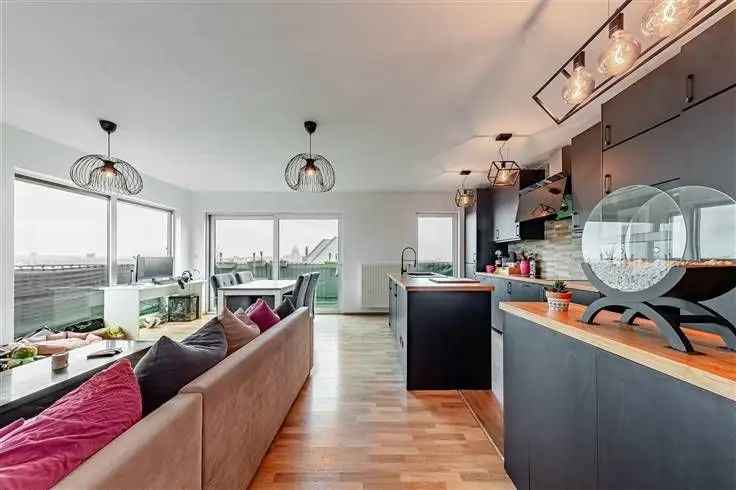 Penthouse te Koop Brussel 85m2 Terrassen Parking