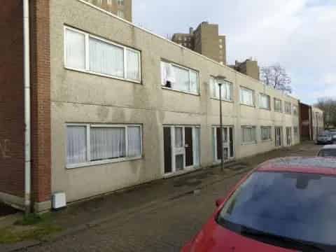 4 Appartementen met 4 slaapkamers  Folke Bernadottelaan
