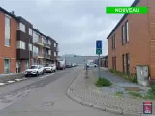 Garagebox te Koop Andenne Centrum Nabij Winkels