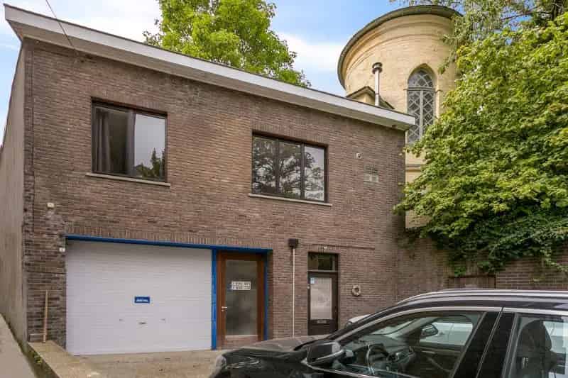 Ruim Magazijn Te Koop Centrum Oudenaarde Grachtschelde