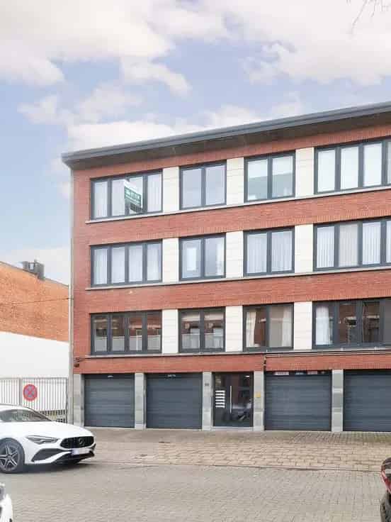 Appartement Te Koop 2 Slaapkamers Tuin Garage