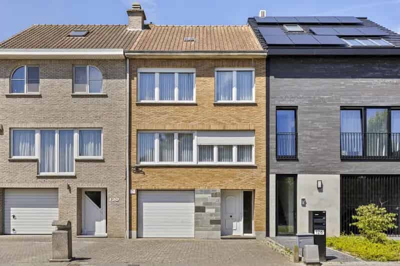 Huis te Koop Strombeek 3 Slaapkamers Bel-etage