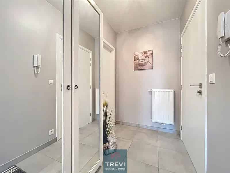 Appartement 2 slaapkamers met terras te huur