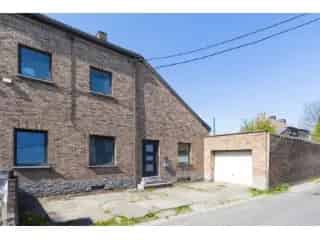 Huis te Koop Dampremy 3 slaapkamers Grote Garage