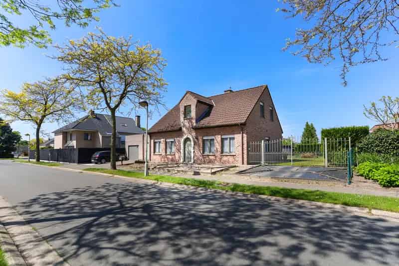 Huis te huur: Instapklare gezinswoning met 3 slaapkamers en tuin