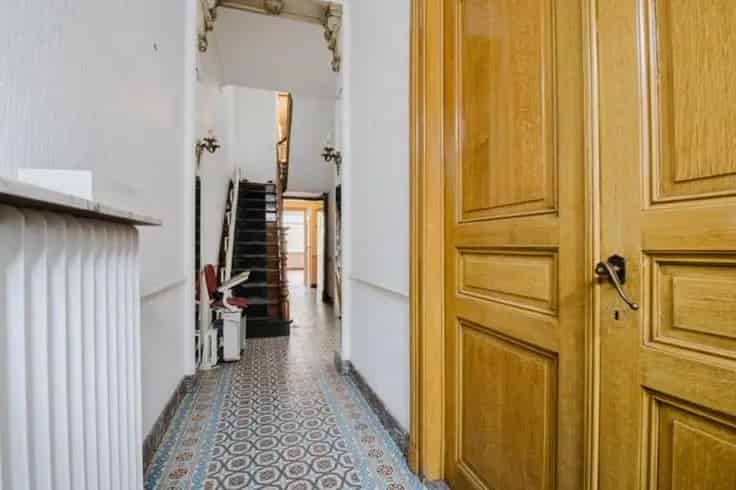 Huis te Koop Chênée: 5 slaapkamers, tuin en terras