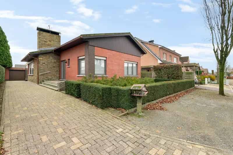 Huis te huur: 3 slaapkamers, rustige woonwijk