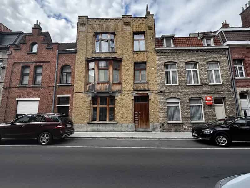 Gelijkvloers Appartement te Koop 2 slaapkamers Ieper