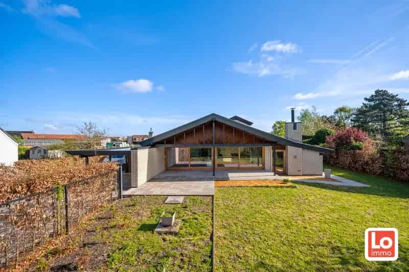 Ruime Charmante Woning te Lochristi