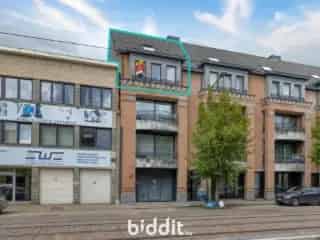 Appartement te Koop Ukkel - Duplex 2 slaapkamers Terras Parking Kelder