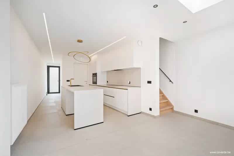 Moderne gerenoveerde woning te huur Ledegem