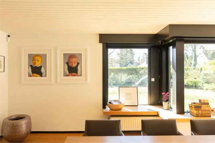 Villa met Kantoorruimte te Koop Sint-Denijs-Westrem