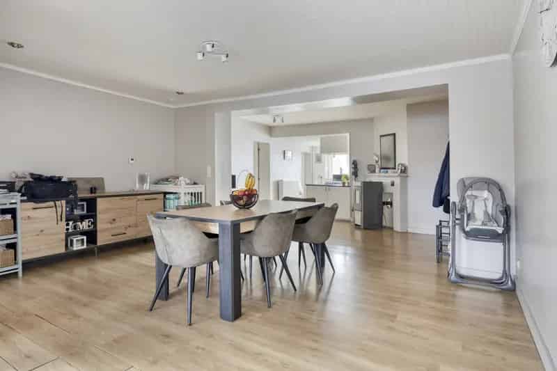 Huis te Koop Dendermonde: Ruime gezinswoning met 4 slaapkamers en tuin