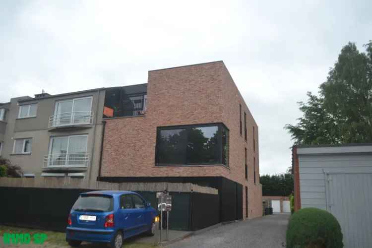 Appartement te huur 2 slaapkamers terras garage